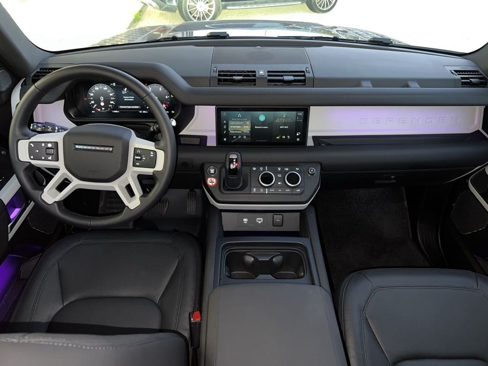 Land Rover Defender usata a Arezzo (4)
