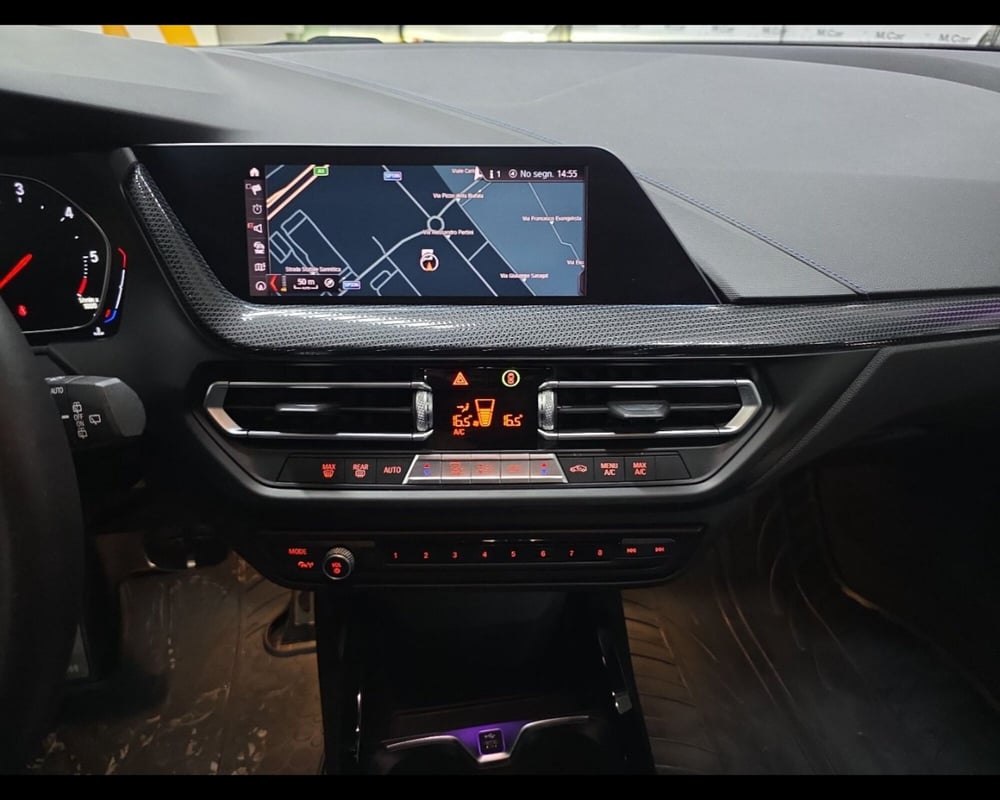 BMW Serie 1 usata a Caserta (17)