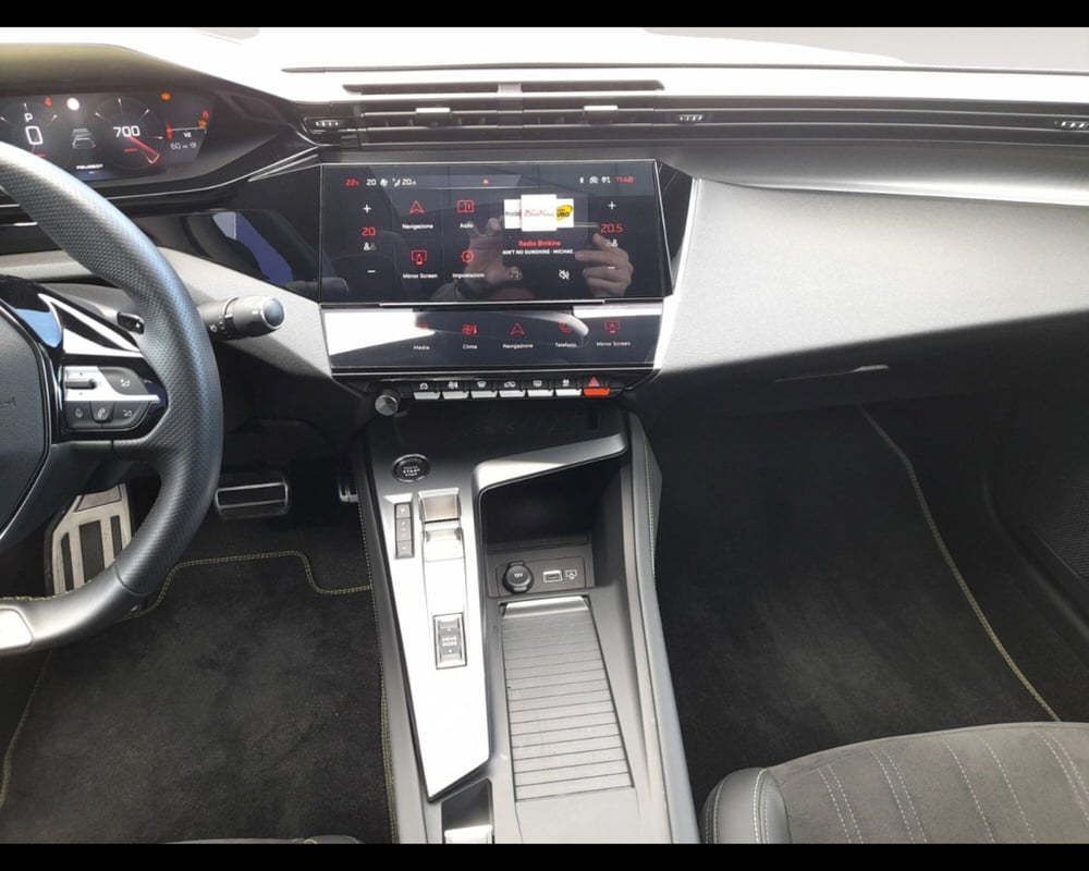 Peugeot 408 usata a Ravenna (11)