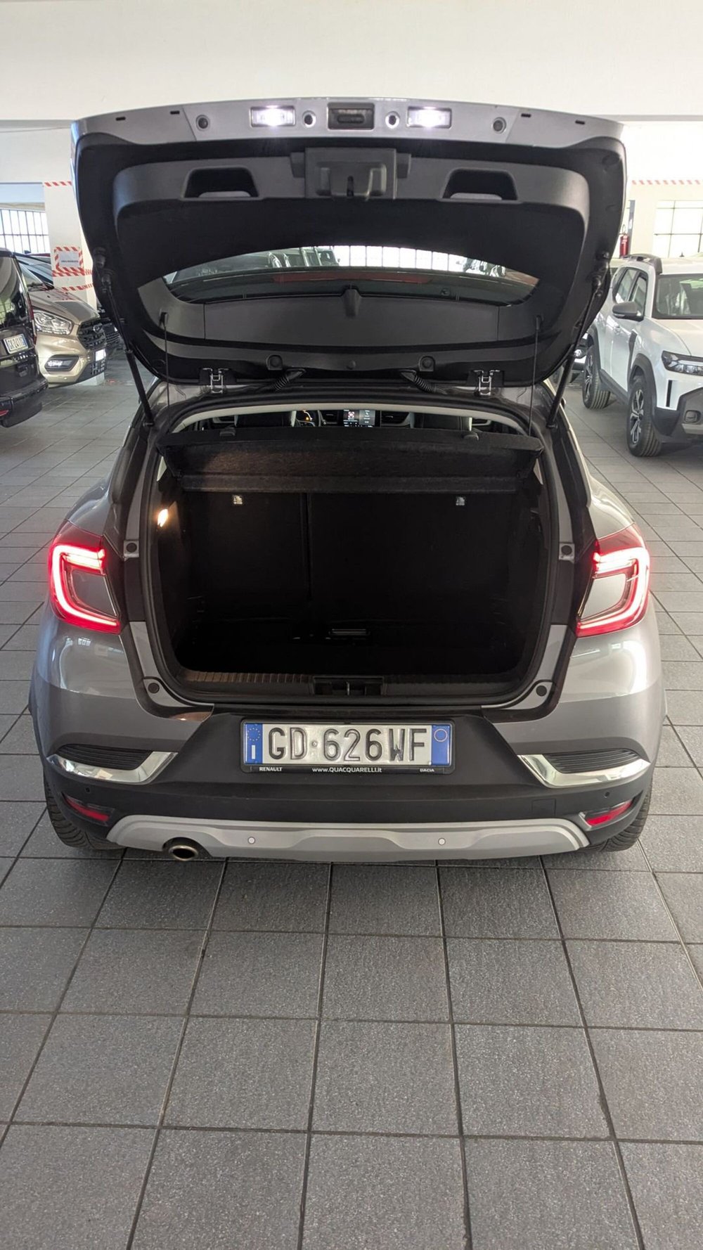 Renault Captur usata a Milano (5)