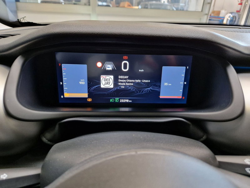 Jeep Avenger usata a Varese (12)