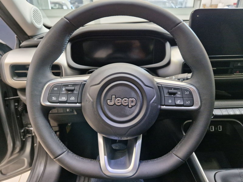 Jeep Avenger usata a Varese (13)