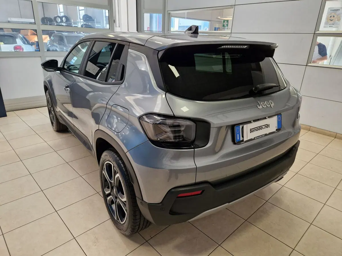 Jeep Avenger usata a Varese (4)