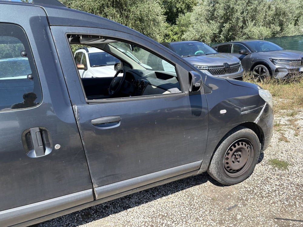 Dacia Dokker usata a Firenze (7)