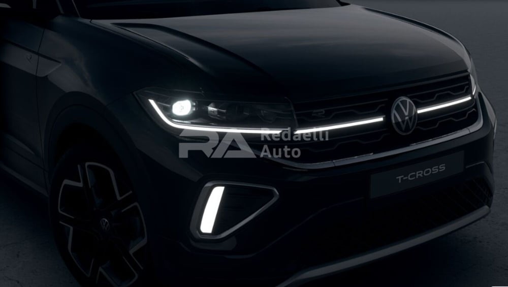 Volkswagen T-Cross nuova a Lecco (4)