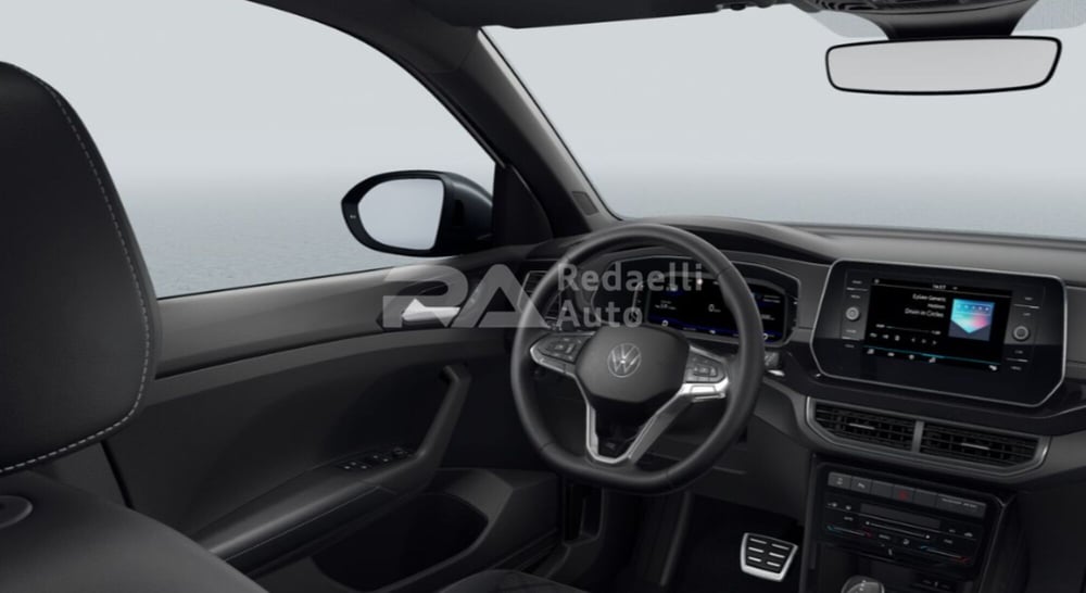 Volkswagen T-Cross nuova a Lecco (6)