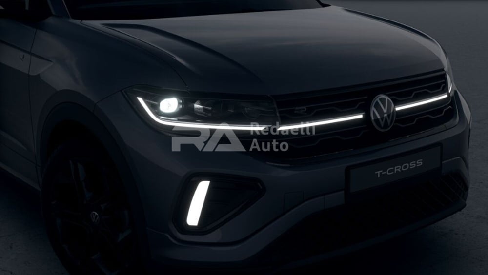Volkswagen T-Cross nuova a Lecco (4)
