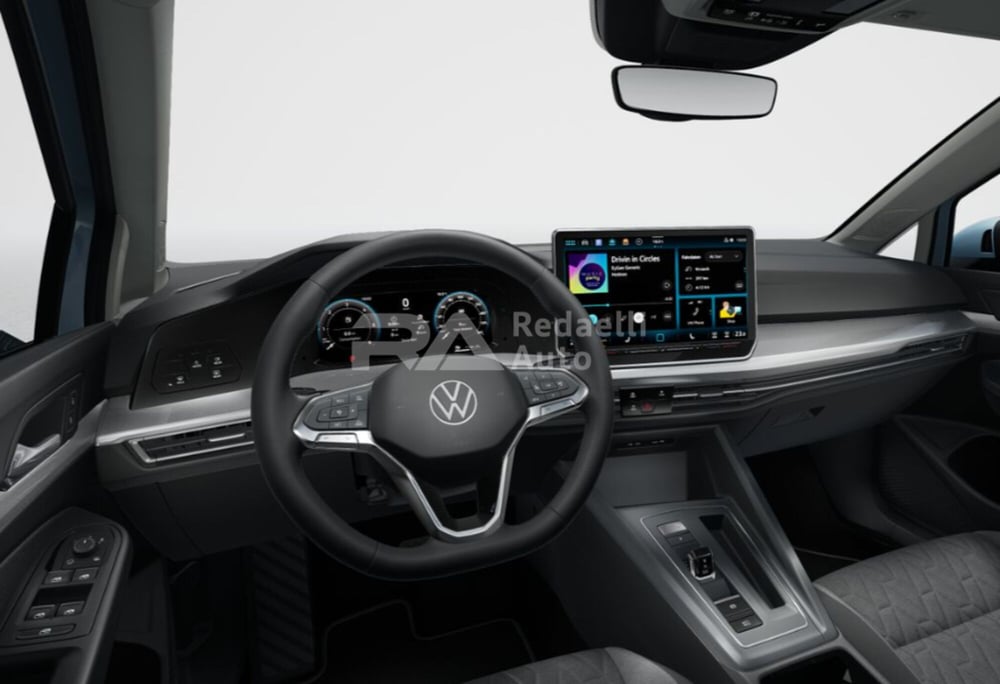 Volkswagen Golf nuova a Lecco (5)
