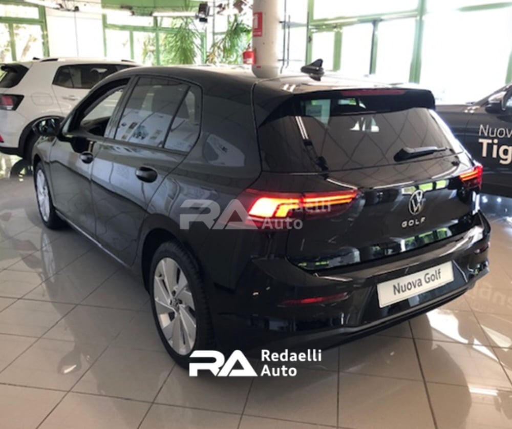 Volkswagen Golf nuova a Lecco (4)