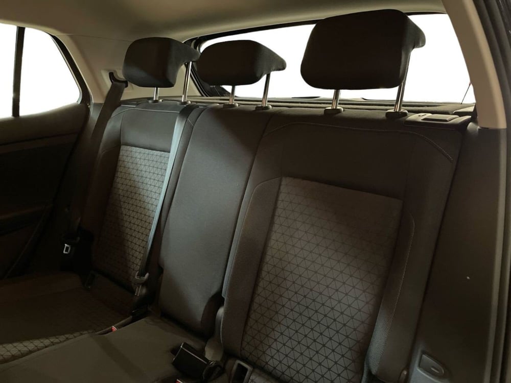 Volkswagen T-Cross usata a Prato (12)