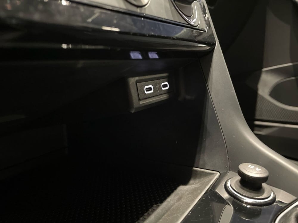 Volkswagen T-Cross usata a Prato (20)