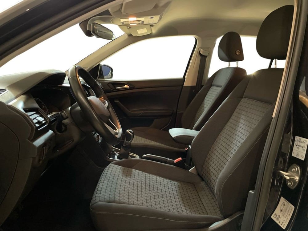 Volkswagen T-Cross usata a Prato (9)