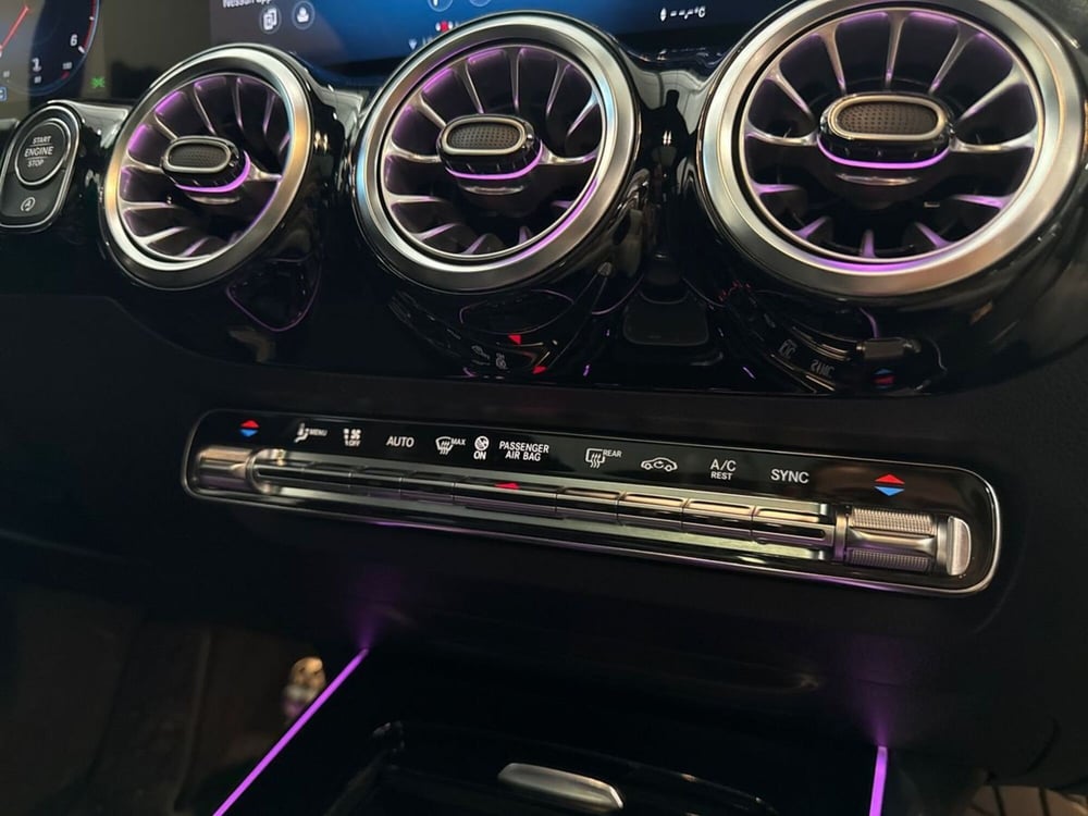 Mercedes-Benz GLA SUV usata a Prato (14)