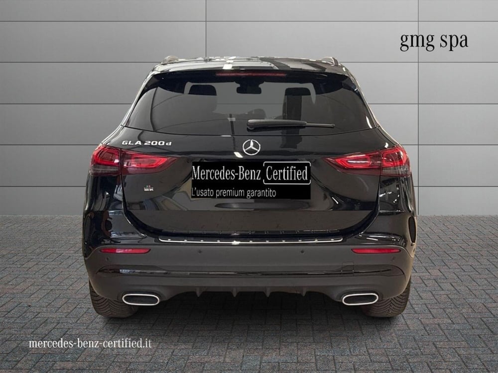 Mercedes-Benz GLA SUV usata a Prato (4)