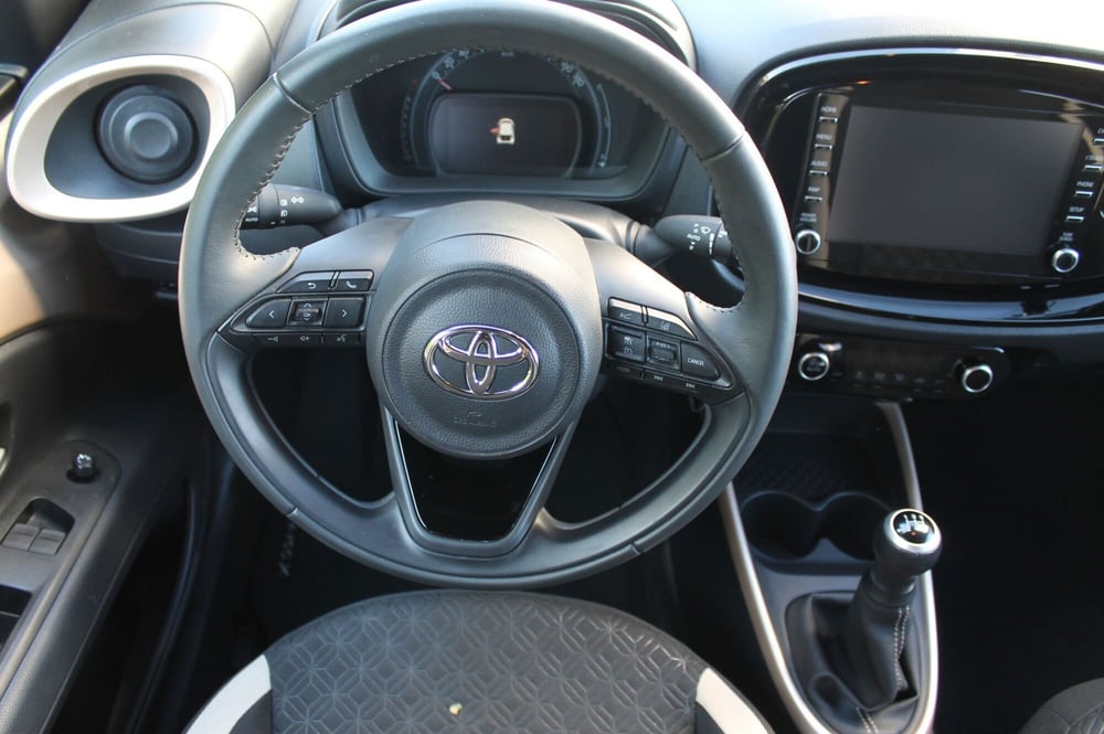 Toyota Aygo X usata a Cuneo (7)