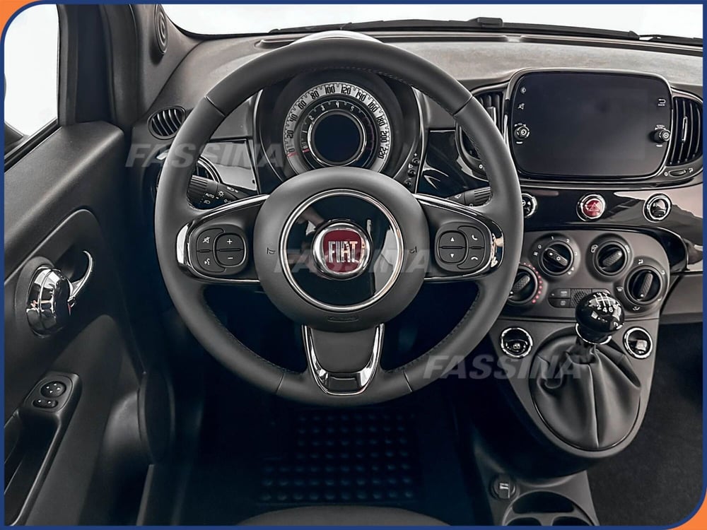 Fiat 500 nuova a Milano (10)