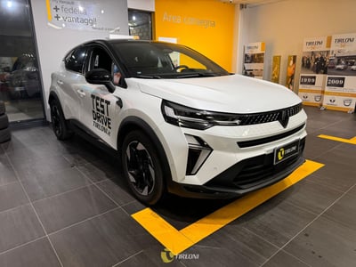 Renault Captur Full Hybrid E-Tech 145 CV Techno del 2024 usata a Milano