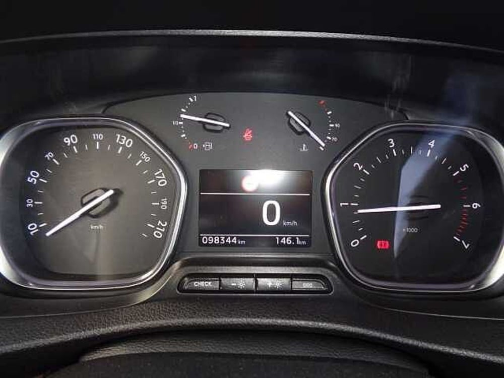 Toyota Proace Verso usata a Treviso (9)