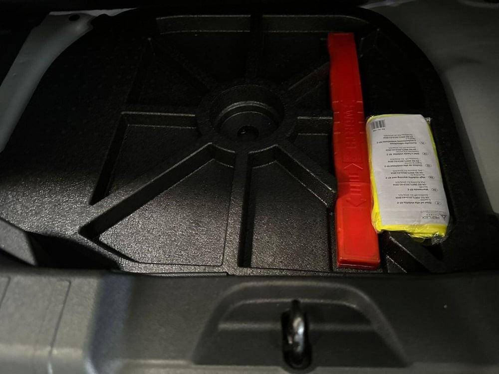 Jeep Avenger usata a Arezzo (16)