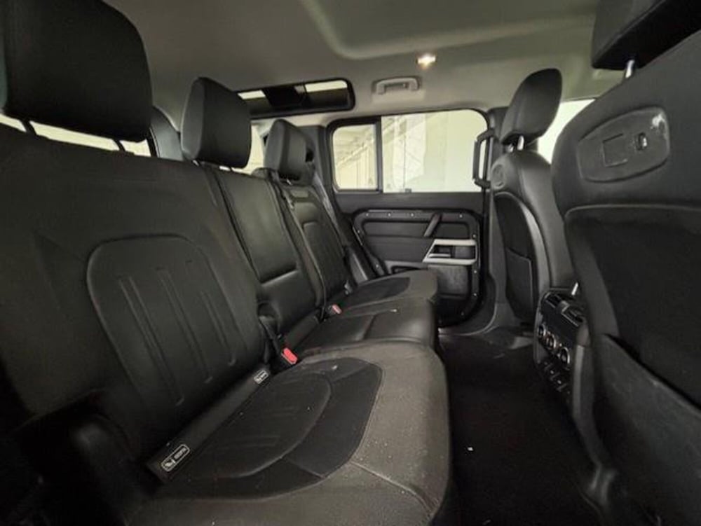 Land Rover Defender usata a Venezia (7)