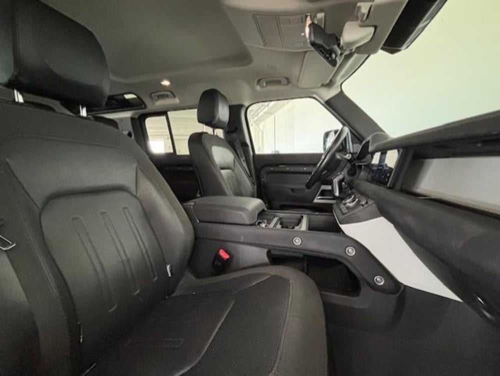 Land Rover Defender usata a Venezia (8)