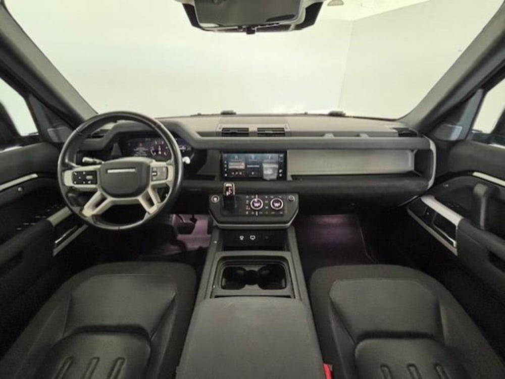 Land Rover Defender usata a Venezia (9)