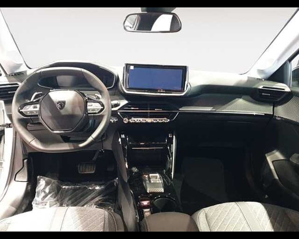 Peugeot 208 nuova a Cuneo (15)