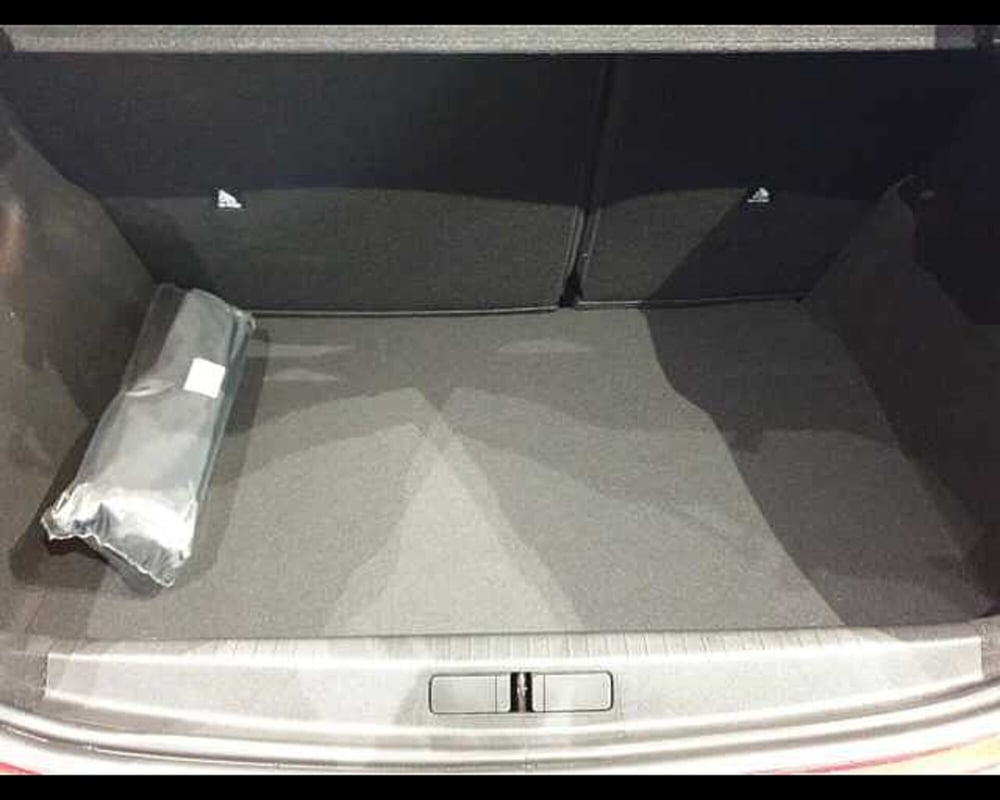 Peugeot 208 nuova a Cuneo (7)