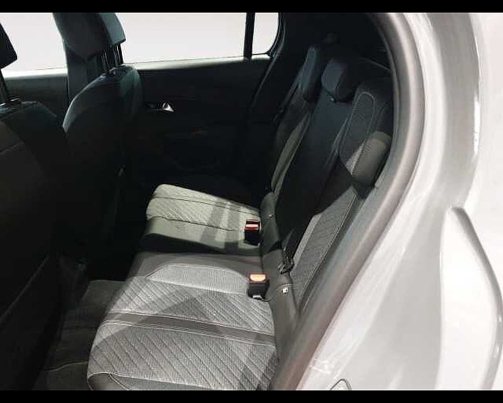 Peugeot 208 nuova a Cuneo (13)