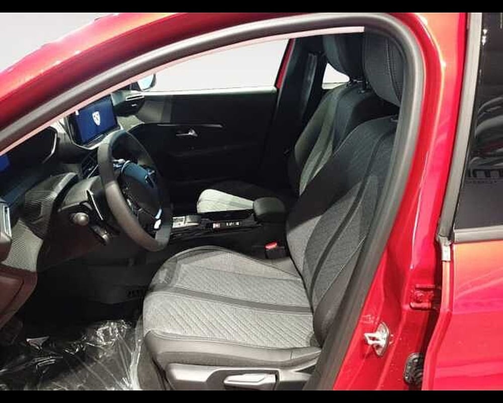 Peugeot 208 nuova a Cuneo (12)