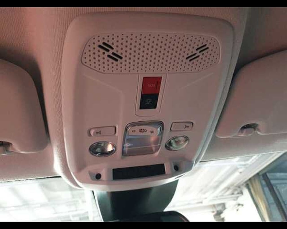 Peugeot 208 nuova a Cuneo (19)