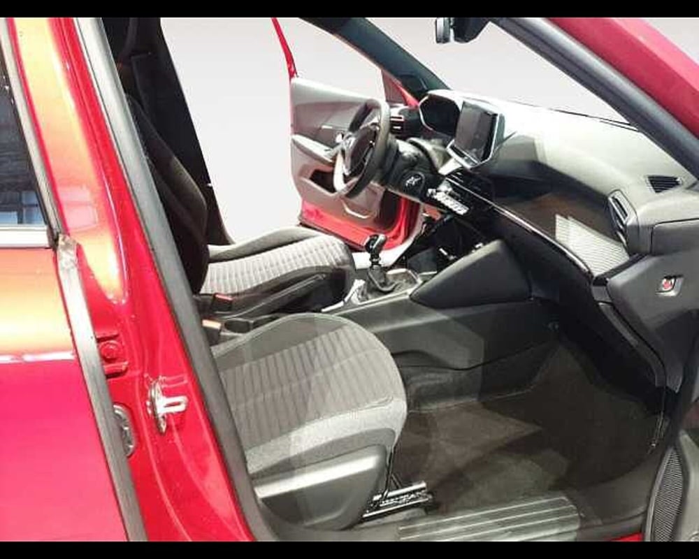 Peugeot 2008 nuova a Cuneo (13)