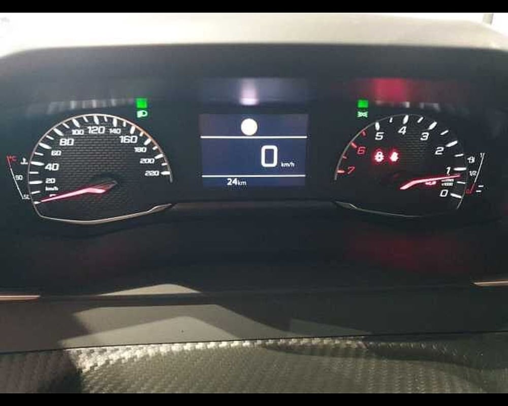 Peugeot 2008 nuova a Cuneo (15)