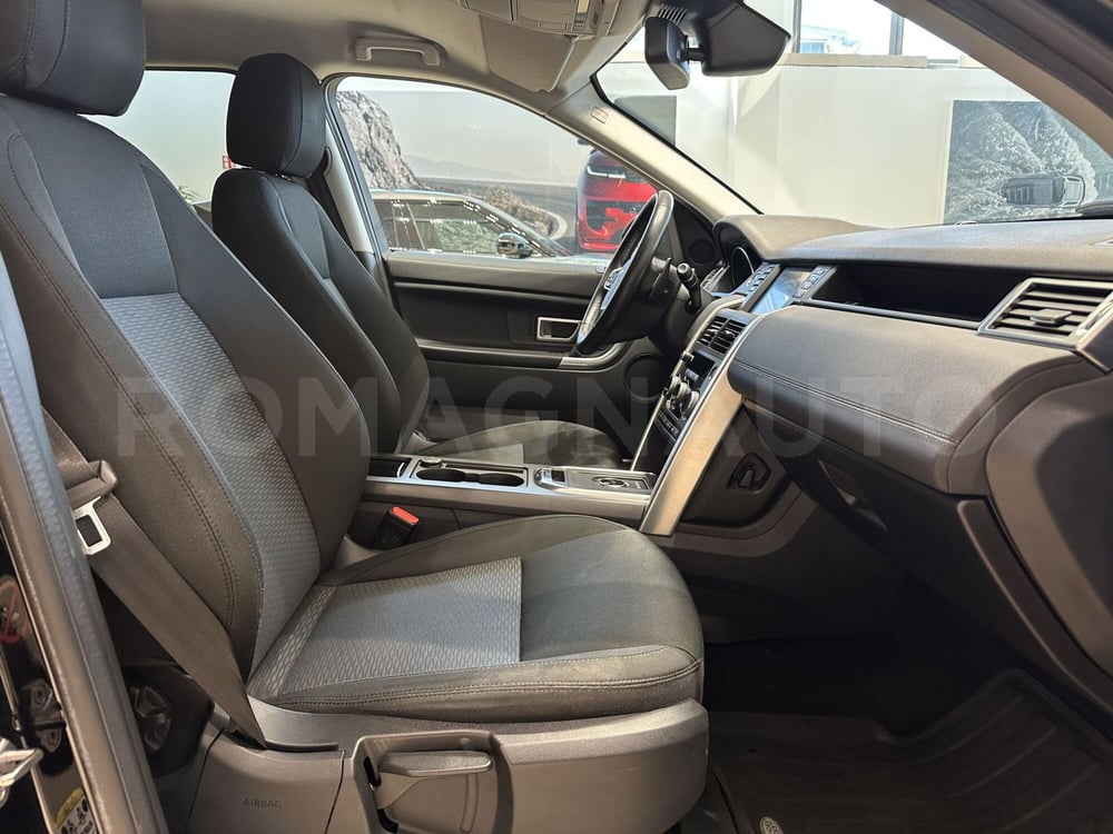 Land Rover Discovery Sport usata a Forlì-Cesena (7)