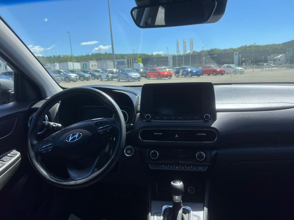 Hyundai Kona usata a Latina (8)