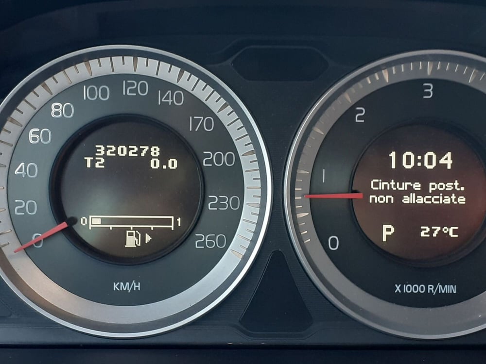 Volvo V70 usata a Modena (11)