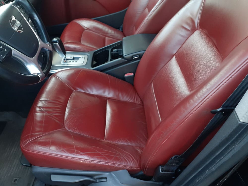 Volvo V70 usata a Modena (9)