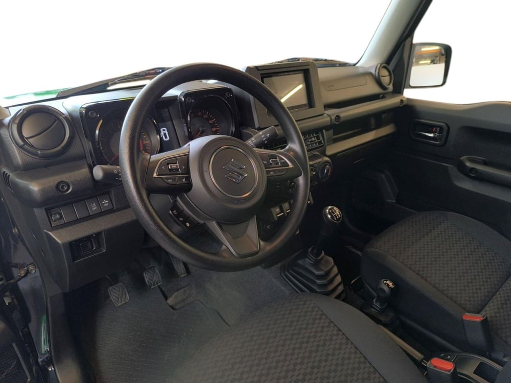 Suzuki Jimny usata a Udine (9)