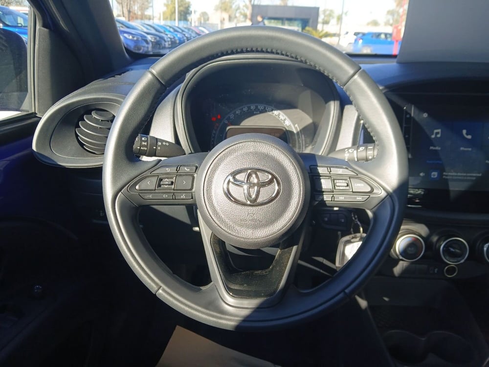 Toyota Aygo X usata a Roma (13)