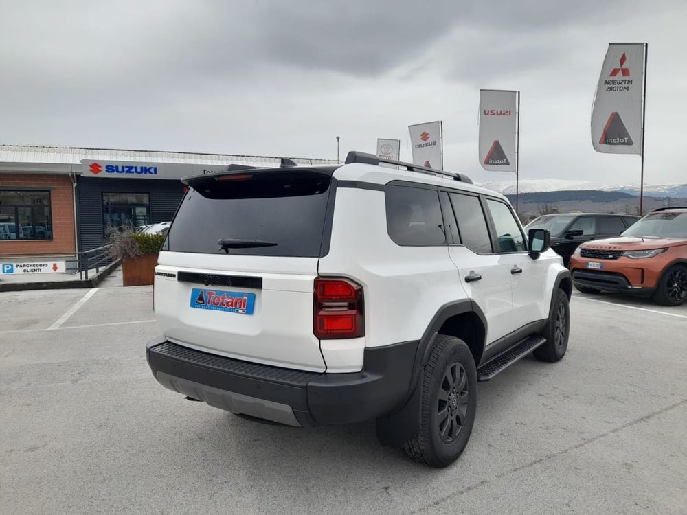 Toyota Land Cruiser nuova a L'Aquila (6)