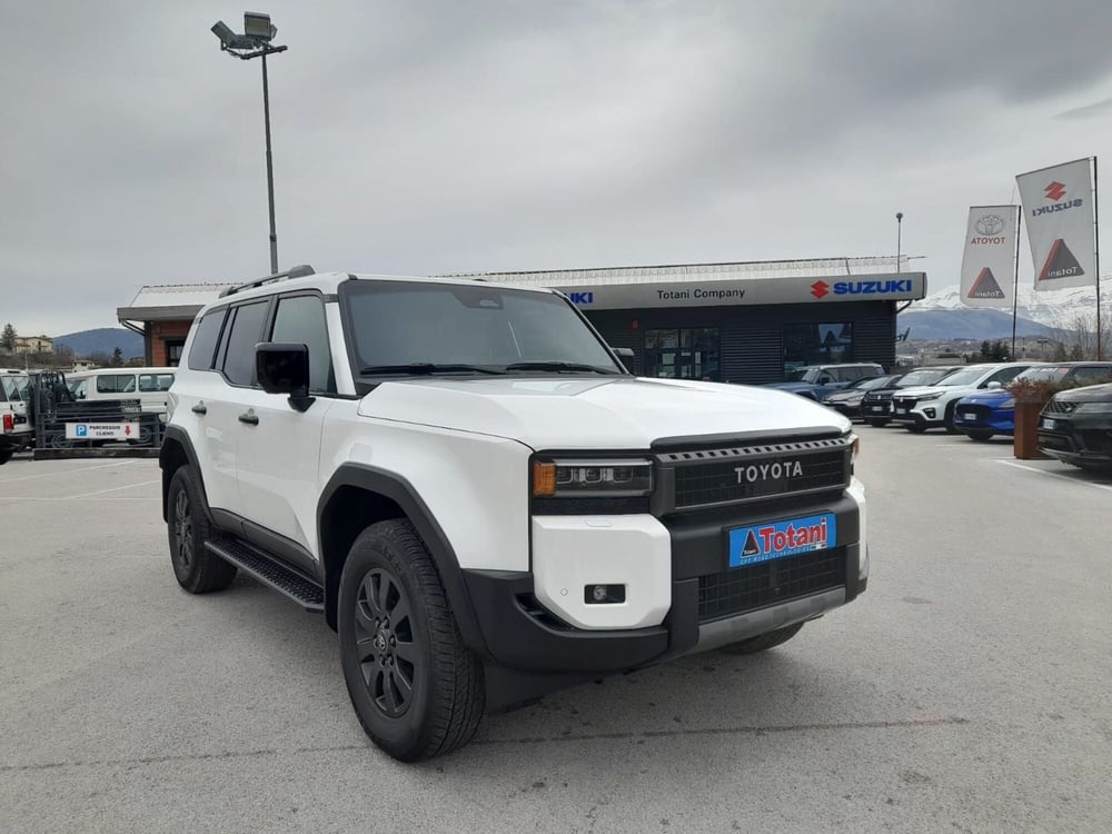Toyota Land Cruiser nuova a L'Aquila (7)