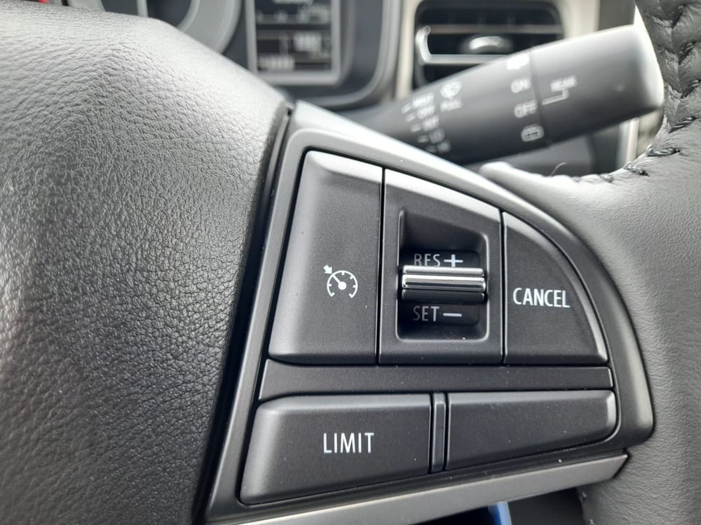 Suzuki Ignis nuova a L'Aquila (8)