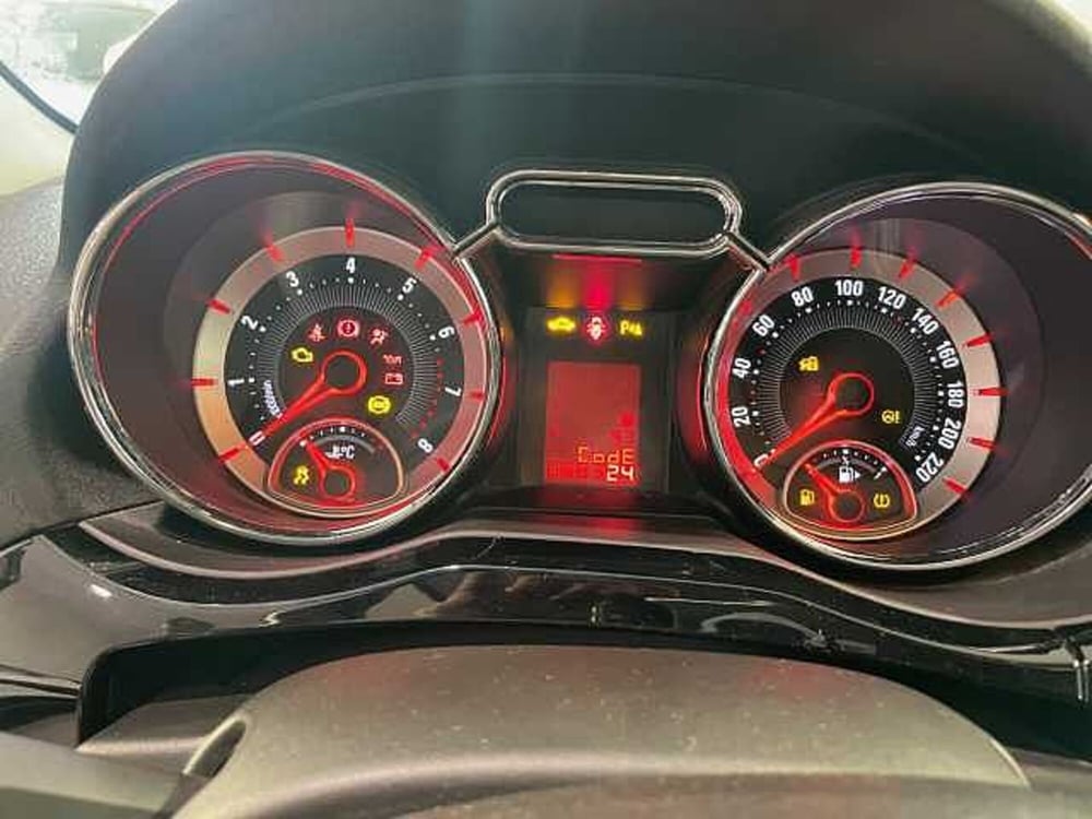 Opel Adam usata a Genova (11)