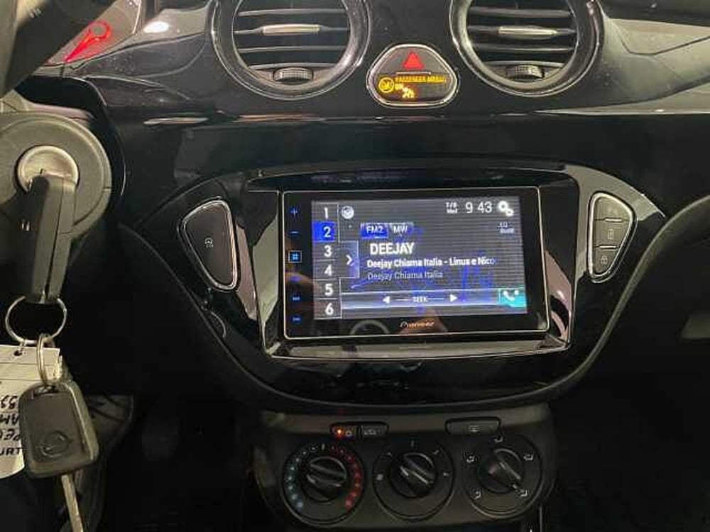 Opel Adam usata a Genova (12)