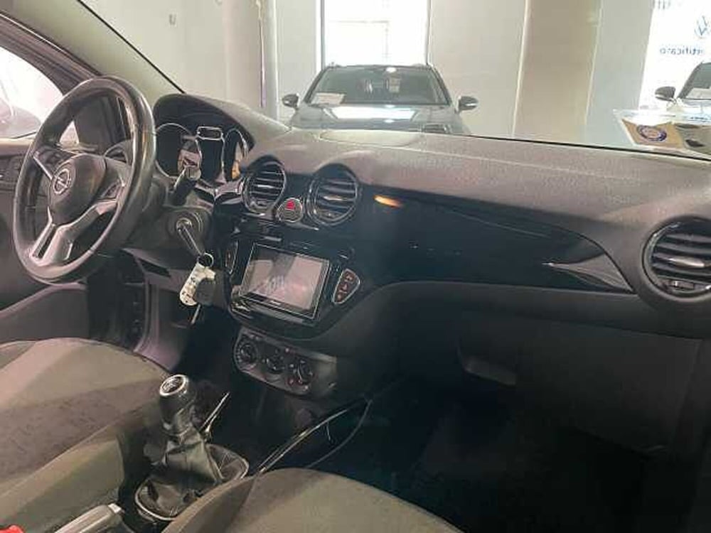 Opel Adam usata a Genova (9)