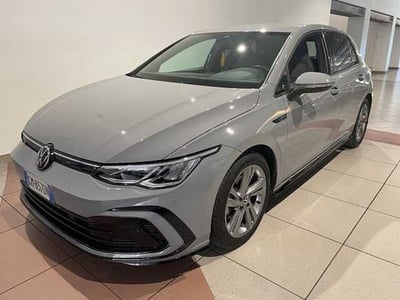 Volkswagen Golf Variant 1.5 eTSI 150 CV EVO ACT DSG R-Line del 2023 usata a Genova