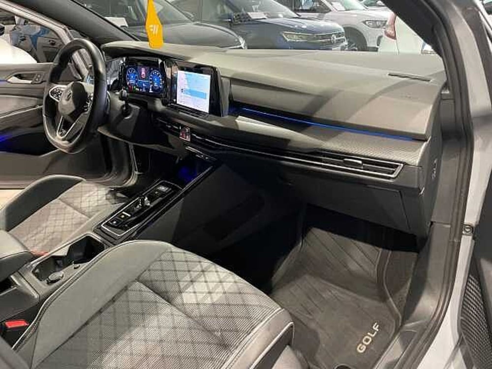 Volkswagen Golf Variant usata a Genova (11)