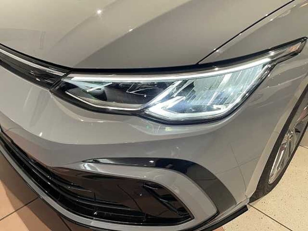Volkswagen Golf Variant usata a Genova (15)