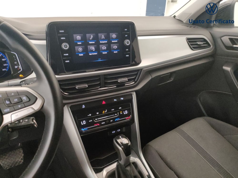 Volkswagen T-Roc usata a Varese (15)