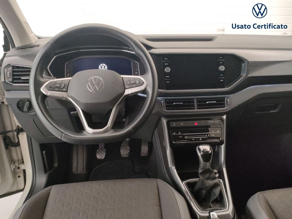 Volkswagen T-Cross usata a Varese (12)